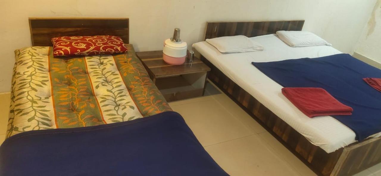 Hotel Hilltone Veg Non Veg Matheran Exterior foto